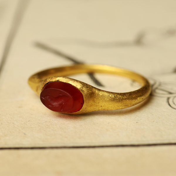 Roman Gold Ring with Dolphin Design